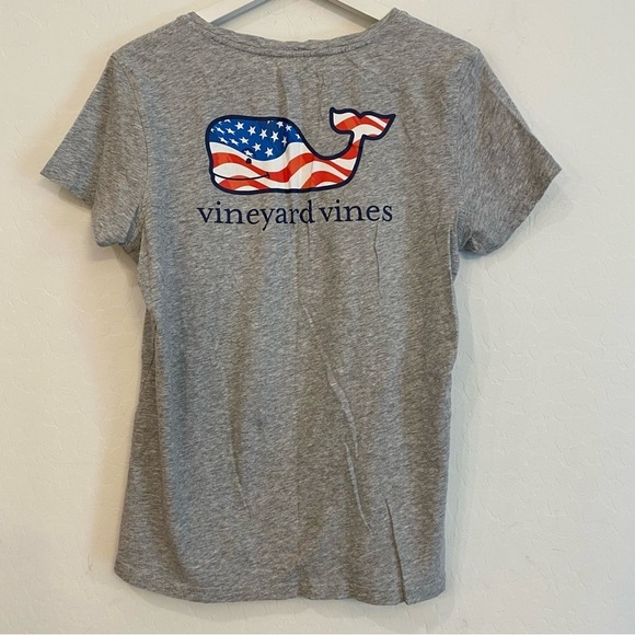 Vineyard Vines Gray American Flag USA Graphic Shirt Size Medium - Picture 1 of 6